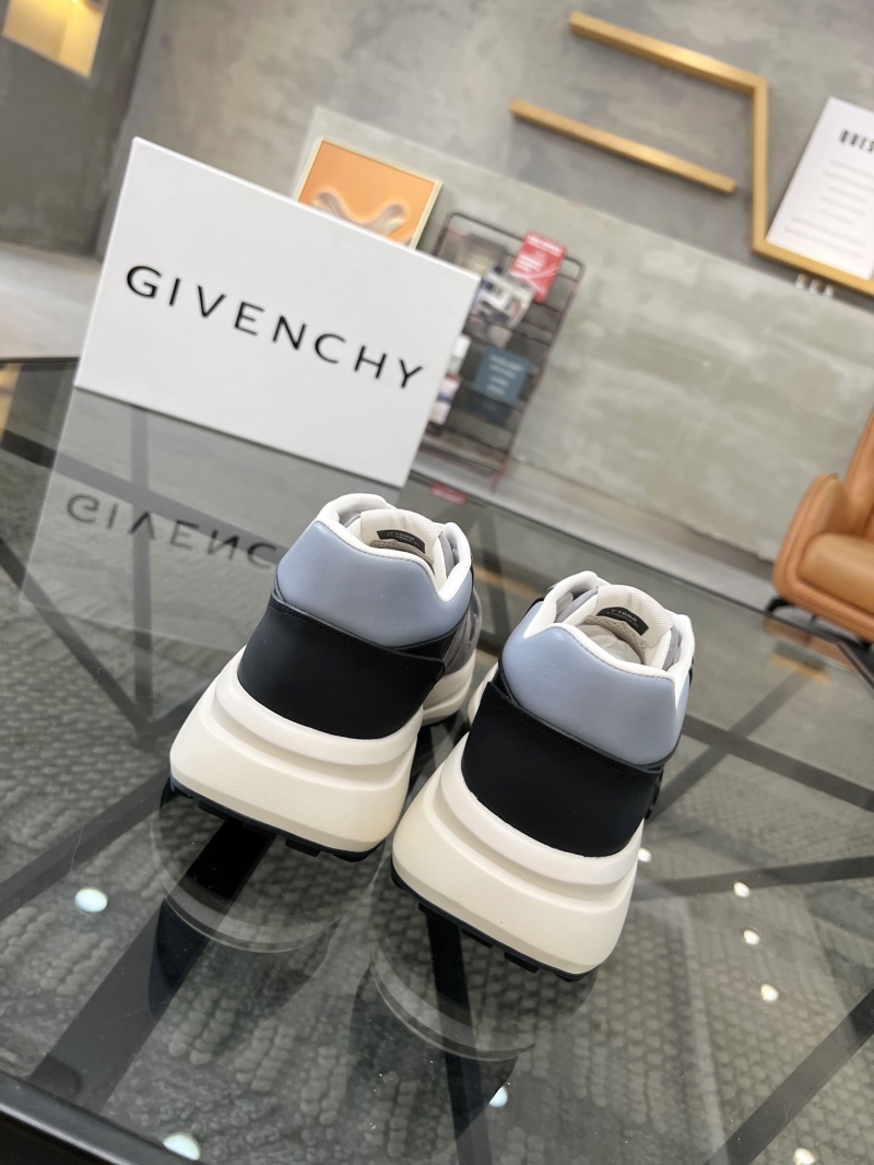 Givenchy Sneakers